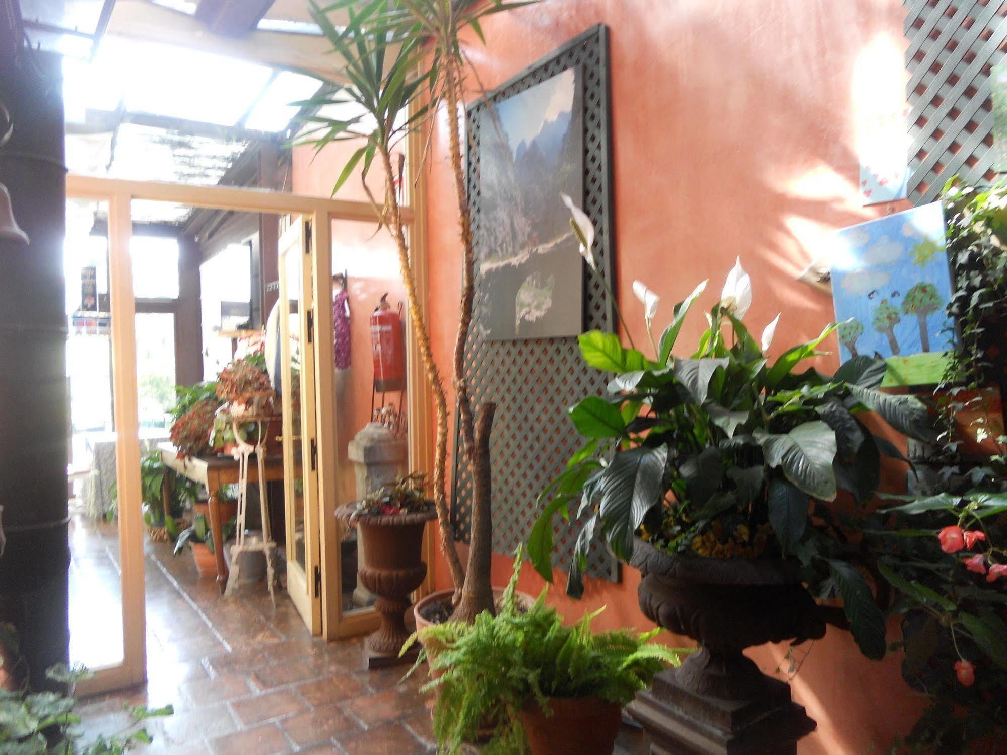 Hotel Casona Del Sella Arriondas Kültér fotó